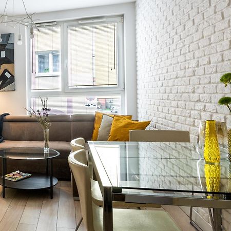 Apartamenty-Wroc Golden House Wroclaw Oda fotoğraf